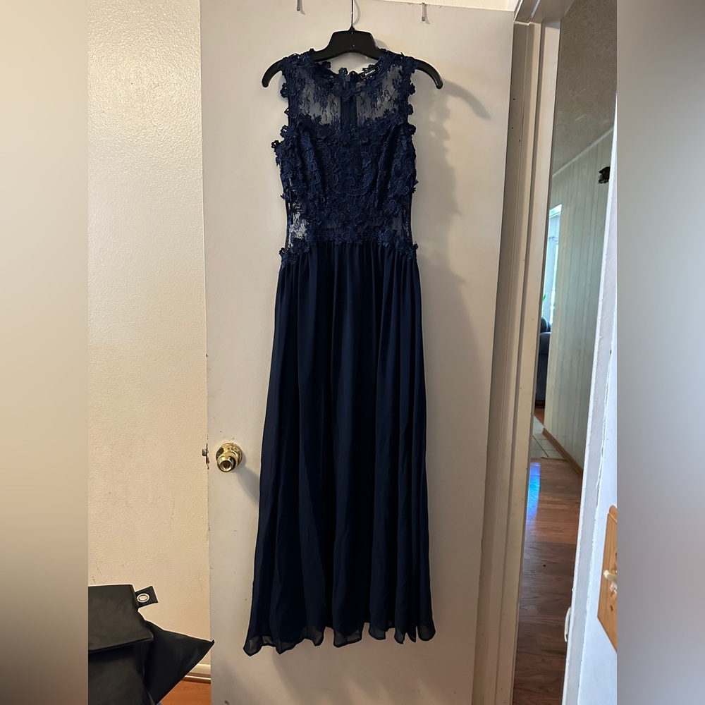 Windsor - Formal Dress